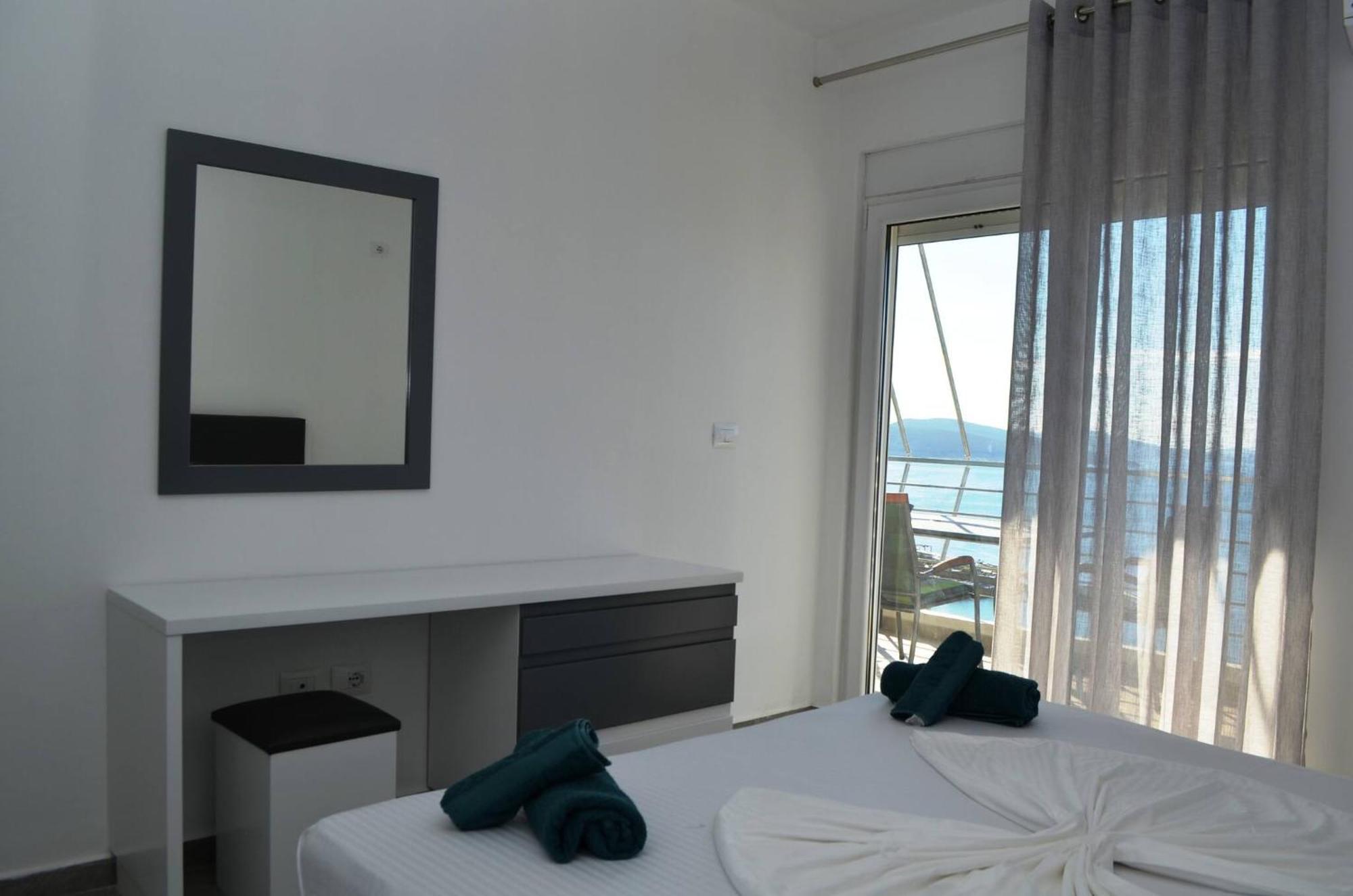Wonderful View Apartments Sarande Luaran gambar
